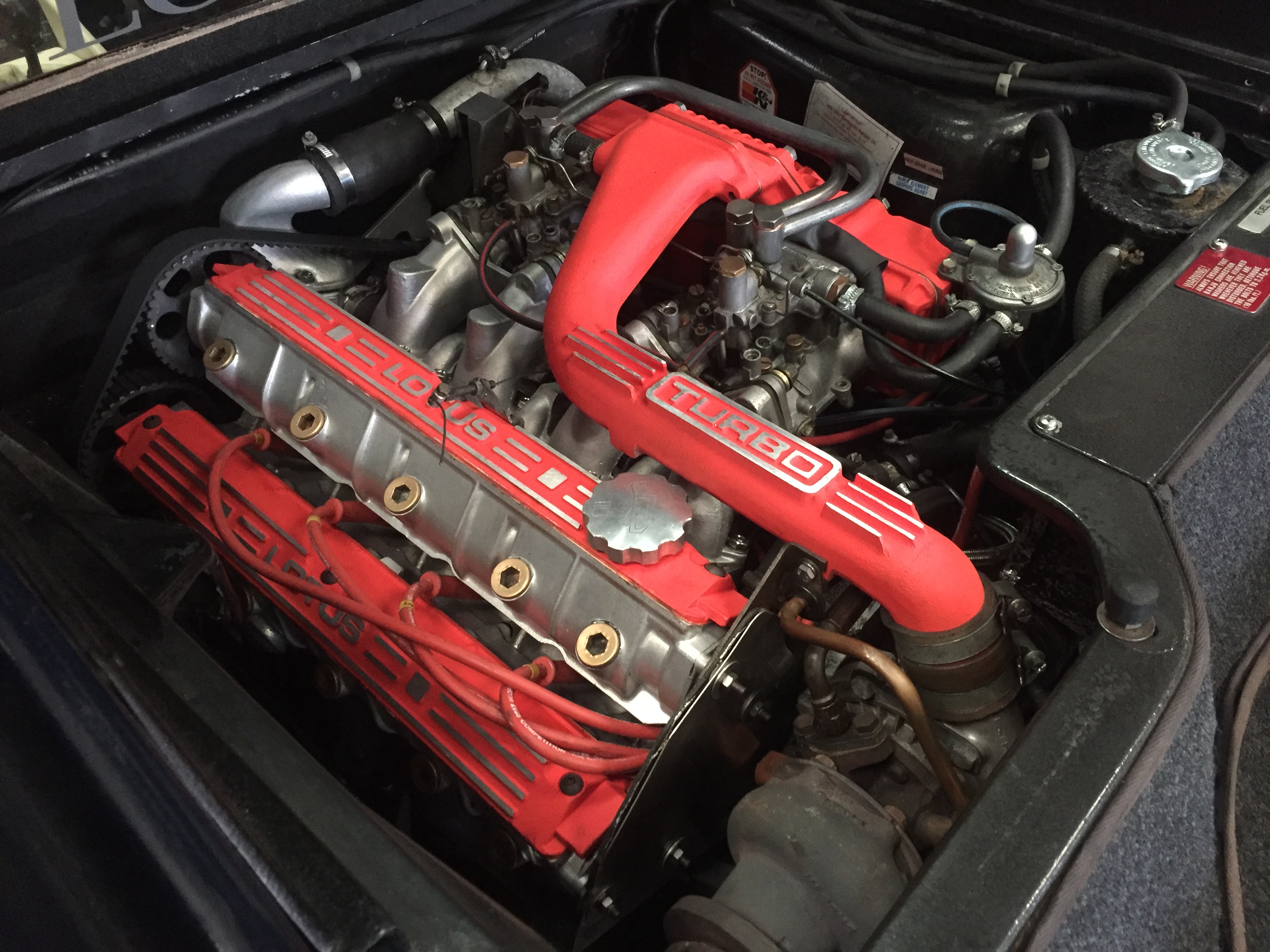 Lotus Esprit turbo top end engine rebuild for burnt out valve