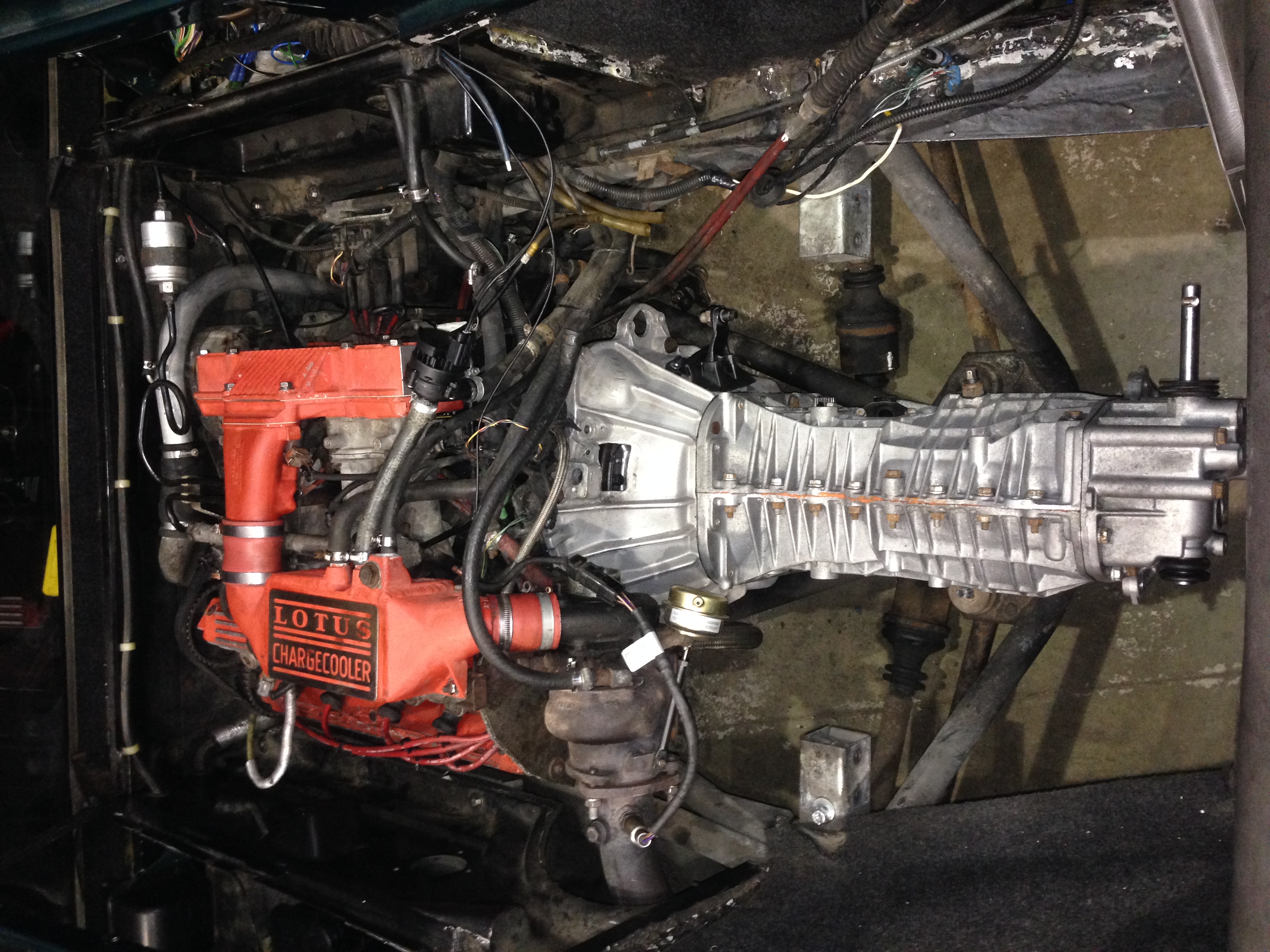 Lotus Esprit Renault UN1 Gearbox finished  - Gearbox Rebuilding Service - V8 S4S S4 SE X180